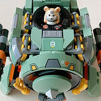 Aunt Zhang's initial match: Lego Watch Leader 75976 opens up the package and also the hamster ruins the sphere