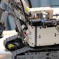 4062 parts of parts +9 motors - Yuxing Version Master 13130 Trex RH400 bulldozer evaluation
