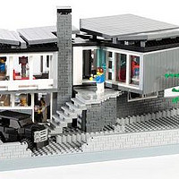 From modern-day manor to go-kart club, analyze these fantastic Lego MOC